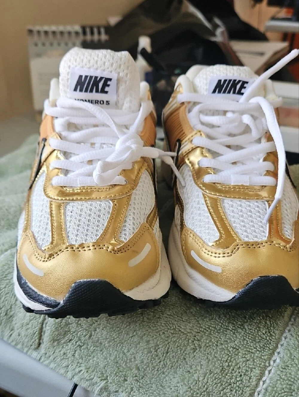 Nike Women's White and Gold Athletic Sneakers